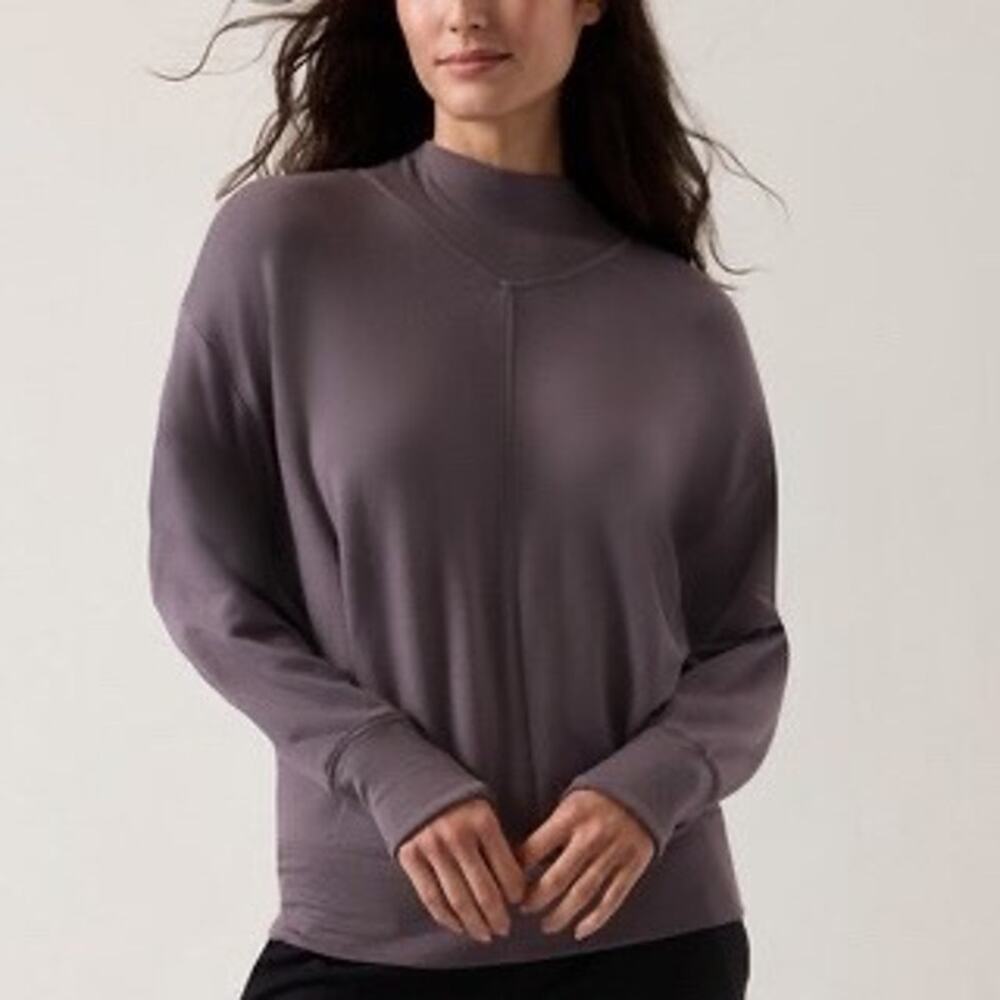 Athleta Apollo mock neck sweatshirt in dusk violet size small